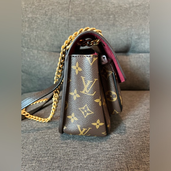 Louis Vuitton Passy - Picture 6 of 17